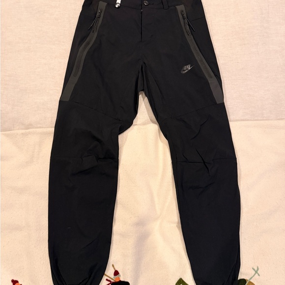 Nike Pants - Nike Woman’s Black Joggers